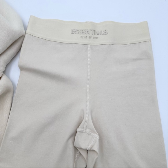 Essentials Fear of God Sweatshirt and Leggings Matching Set - Picture 9 of 13